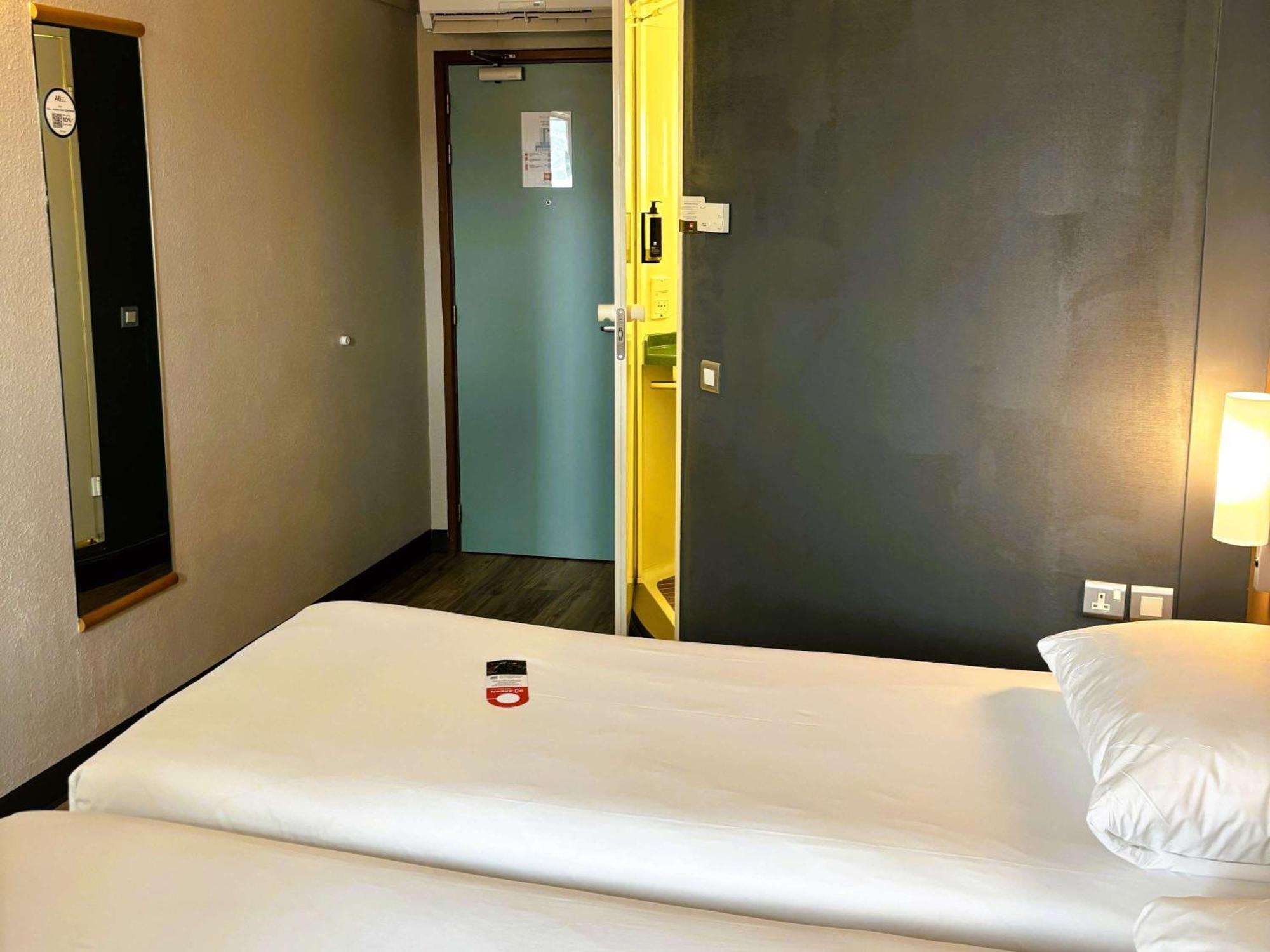 Ibis Carlisle City Centre Eksteriør billede